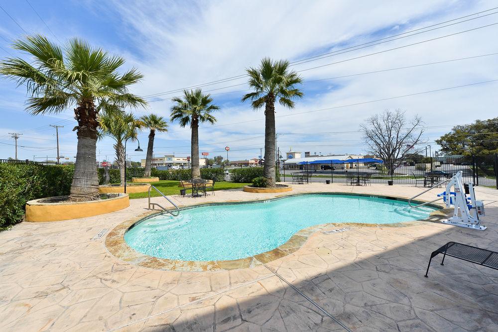 Microtel Inn & Suites By Wyndham New Braunfels I-35 Exteriér fotografie