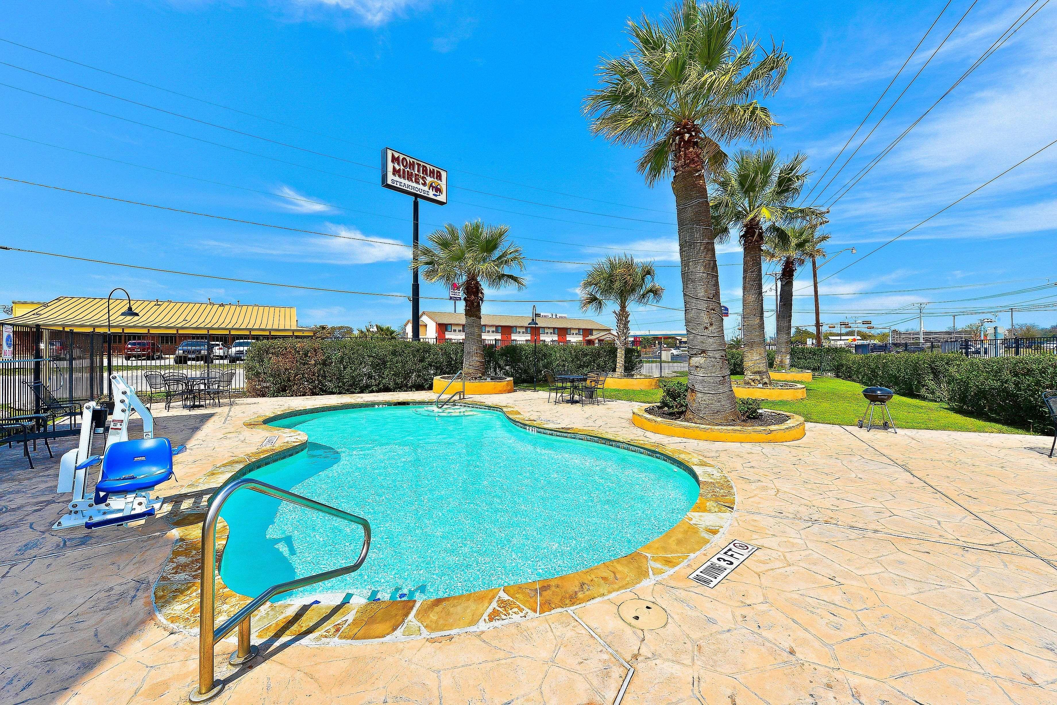 Microtel Inn & Suites By Wyndham New Braunfels I-35 Exteriér fotografie